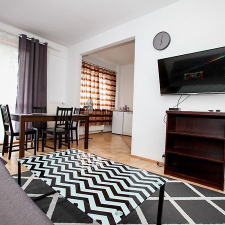 Green Kabaty Apartment 2 Warschau Exterior foto